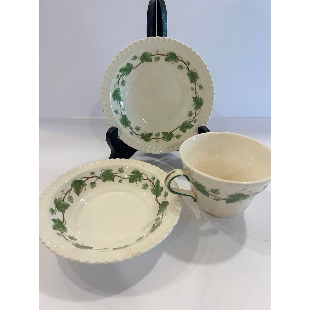 Vintage Harker Pottery Royal Gadroon Ivy 2 Bowls and 1 Teacup Set Green White